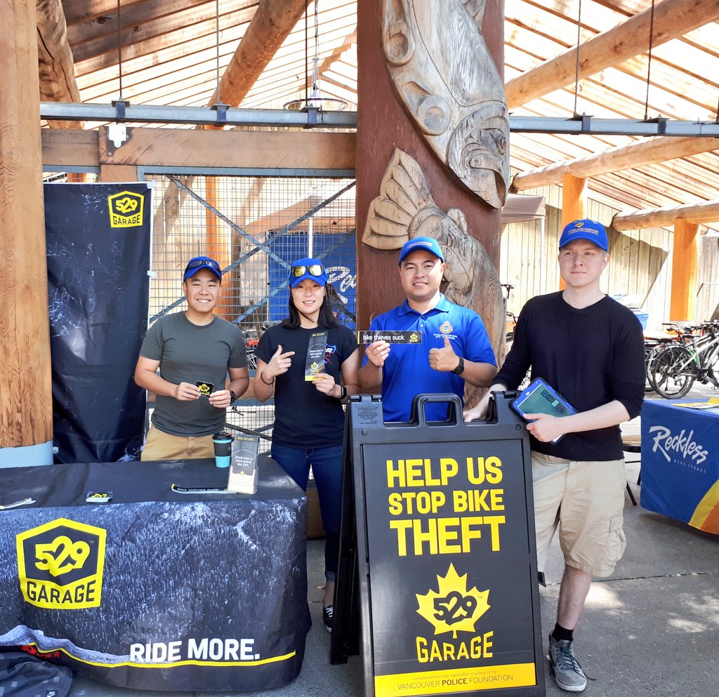 KitsFairCPC's tweet photo. Protect your ride with @Project529BC at #GranvilleIsland by #RecklessBikes. Volunteers are here to help Register today! @VanPoliceFnd @VancouverPD https://t.co/K5yGuVWEcG