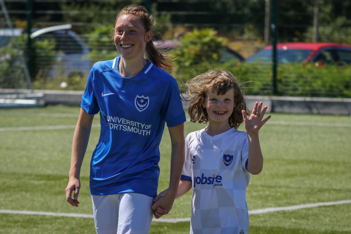 pompeychiv's tweet photo. Abby was on mascot duty today for @pompeyfcladies 8-1 pre-season win against AFC Bournemouth.
She got to walk out with @RachPanting. Yet again the squad and staff treated her like one of the team. She is very lucky.
#2teams1club #PuPL
Thanks to @JordanHampton for the photos. https://t.co/JM91884ZhJ