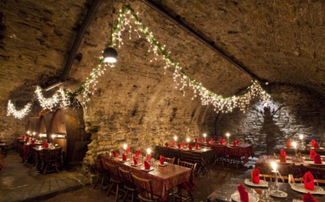 BubesBrewery's tweet photo. ⏰ It's 5PM, do you know where your dinner is? ⏰
.
.
.
.
.
#BubesBrewery #ExplorePA #MountJoy #PA #Brewery #Tours #Pub #MicroBrewery #CraftBeer #Historical #Drinks #Biergarten #Beer #FoodPhotos #YUM #Foodie #Delicious #Dinner https://t.co/MzLOuVBvVQ
