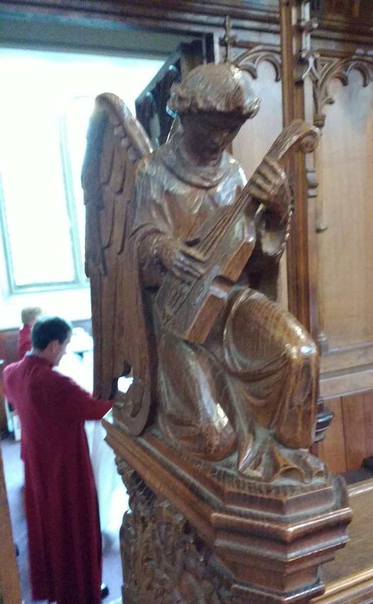 jadejunket_j's tweet photo. Evensong at all Saints Stand. This little angel must be the lead guitarist in the heavenly band! https://t.co/Yh2qxZwoRR