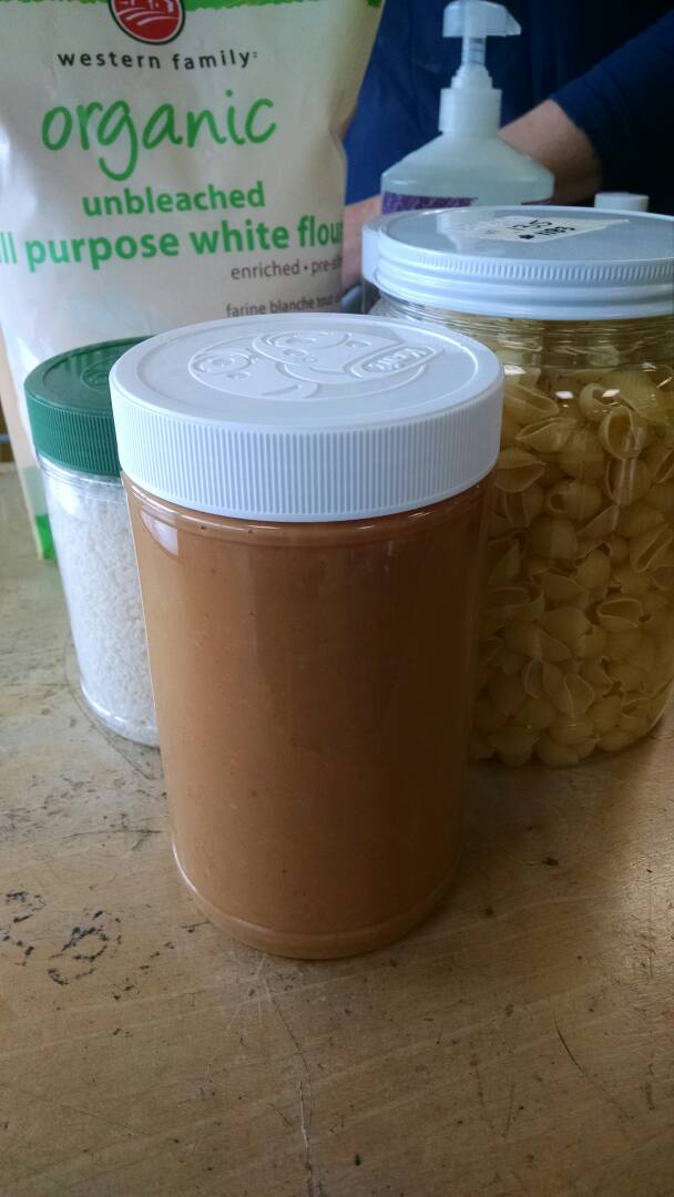 EarthsGeneral's tweet photo. This person was in with several containers to refill. One of the things they were looking at refilling was peanut butter.
We now can refill Bulk Organic Peanut Butter! (Crunchy Salted)
Time to refill your jars.
#RefillDontRecycle #Refill #RefillDontLandfill https://t.co/ZgNSExhUB8
