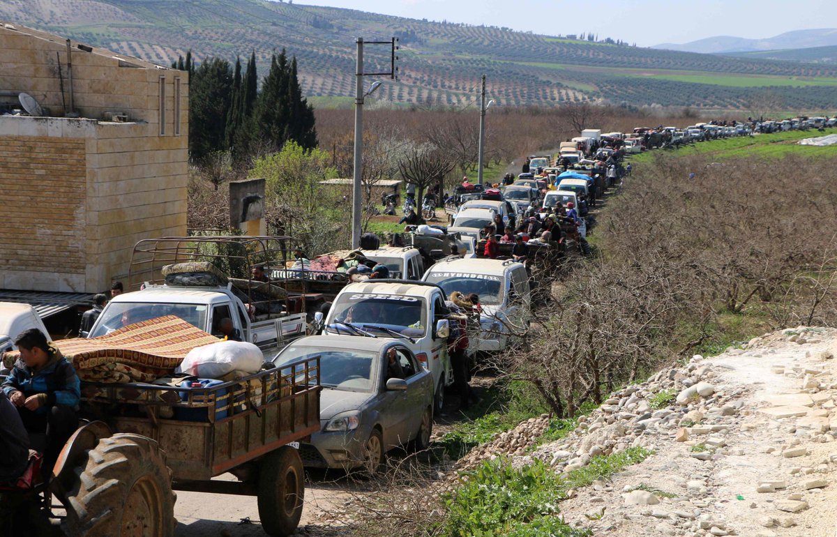NewrozJimo's tweet photo. Pir zehmete dil di Agirê ne çarîyê de xwe wehnda bike dîsa ez siberê didim xwe ji ber ko dibê min rêya xwe wenda kirî be li Ez dizanim rêya min dawîyê li ka diqede!!!
#Afrîn https://t.co/bVemaJzclF