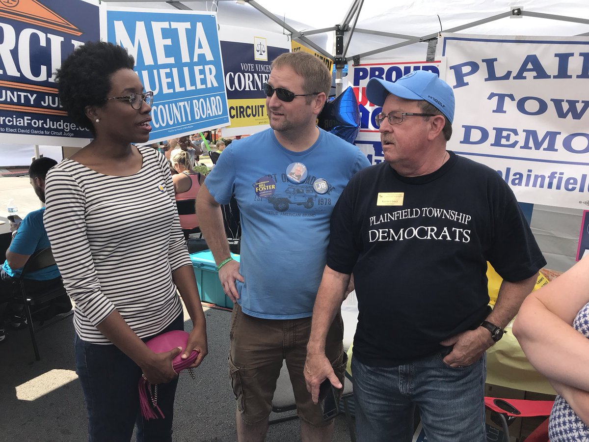 LaurenUnderwood's tweet photo. Stopped by the Plainfield Festival today to join my friends, Plainfield Township Democrats! Thanks for having my back and when I’m in Congress, I’ll have yours! #CantStopWontStop #IL14 https://t.co/OiY6fXq1eW