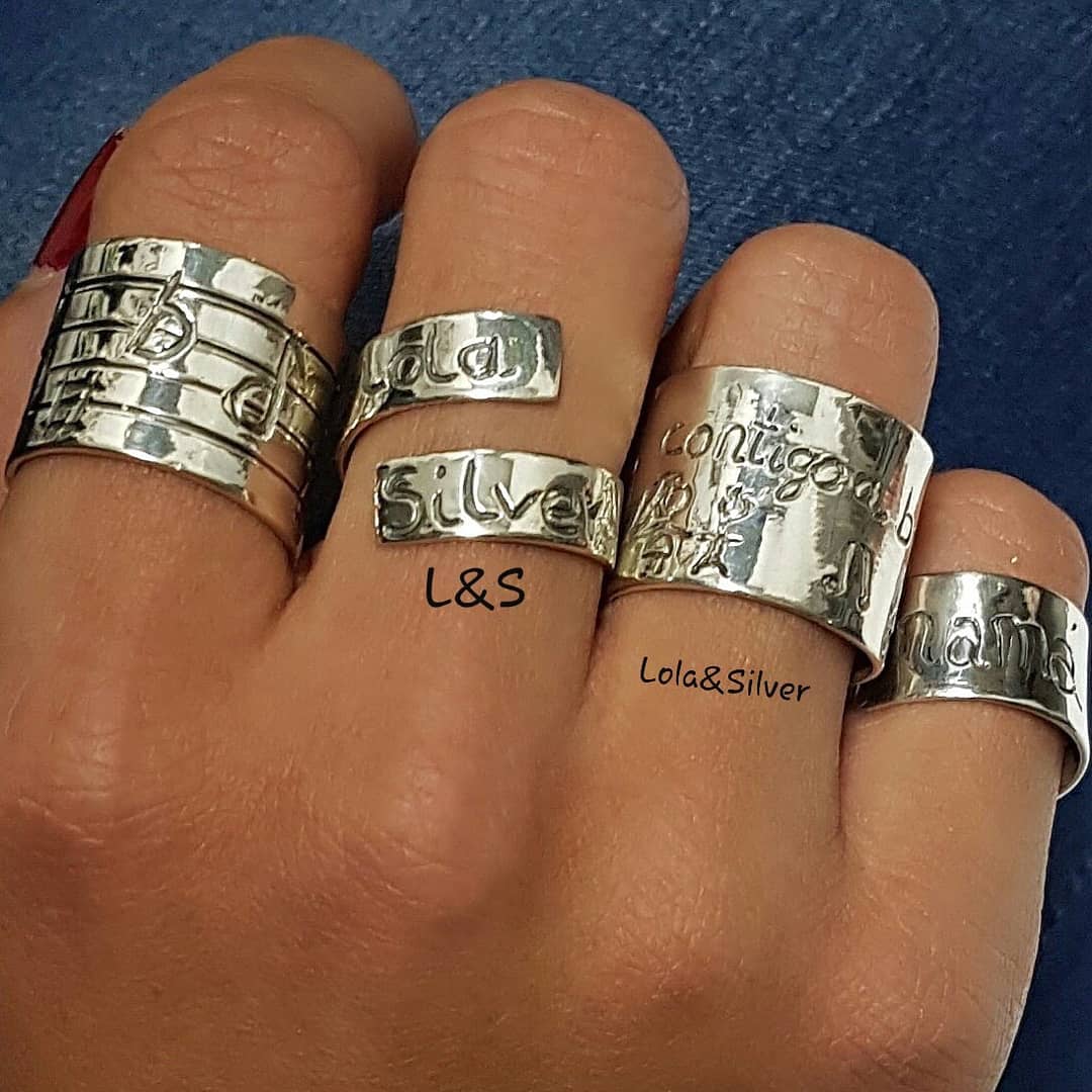 Lolandsilver2's tweet photo. #Rings #Silver #handmade #jewelry #art
#jewelrydesigner #joyeriaartesanal #artesania #artesanos #anillos #sortijas #plata #hechoamano 
#Madrid #GranVia #fashion #fashionstyle https://t.co/gWZeZsVuUX