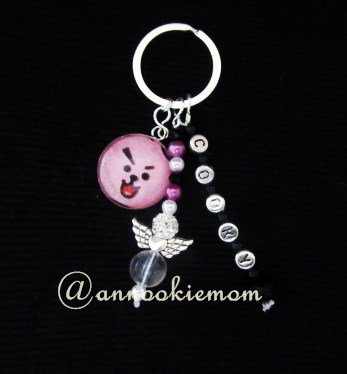 britt_no's tweet photo. Selfmade by annokiemom
Instagram: Annookiex97
#selfmade #bts #keychains #fanart https://t.co/Yb8ltKXLQM
