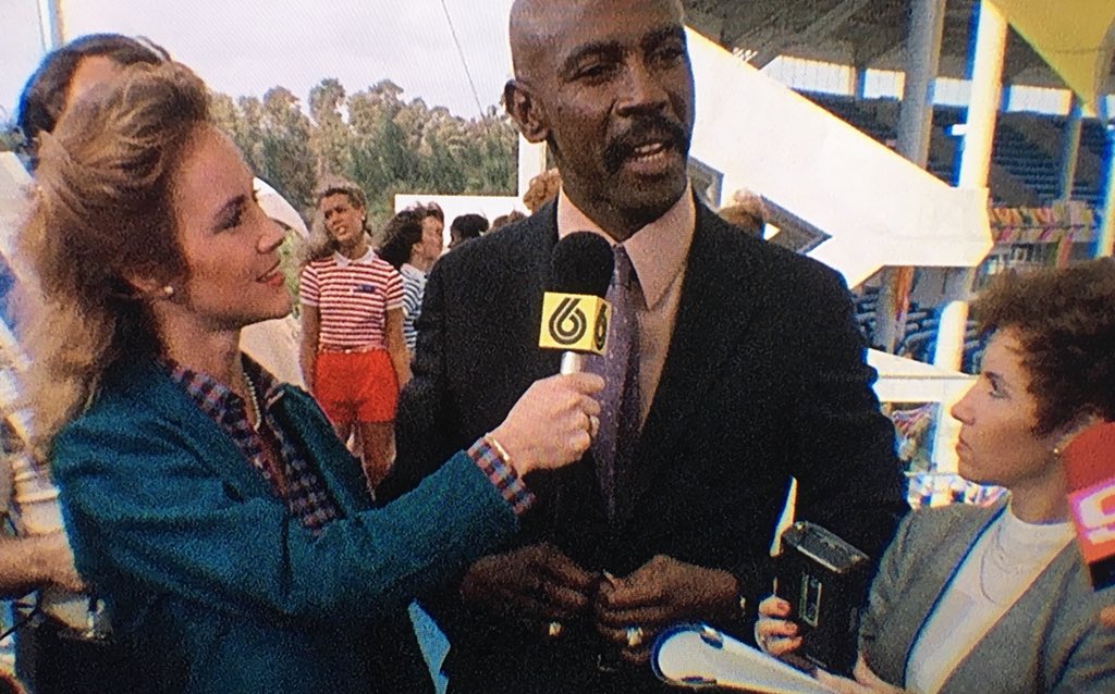 thedailyjaws's tweet photo. Just time for one last #Jaws meets #Jaws3D for #Jaws3DWeek with the mighty @LouisGossettJr. “Amity, as you you know, means friendship.” https://t.co/vPLlQF05Ui