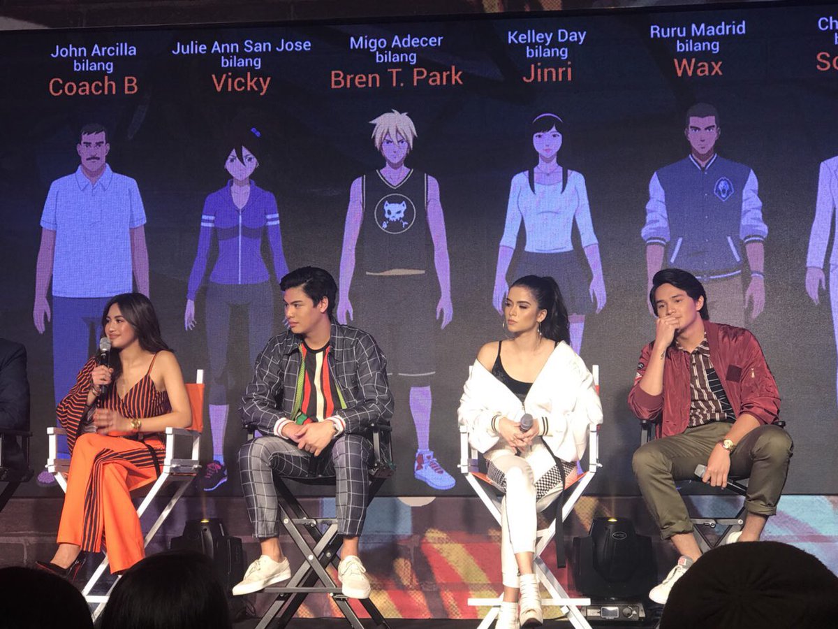 mmjkofficial's tweet photo. Abangan ang first ever Filipino-Anime Siries na Barangay 143!! Congrats our Queen K @itskelleyday we're very happy with all your achievements. We love you very much and will always support you 😊😘💖✨ #mmjk

(photo © @ArtistCenter) https://t.co/wBb4iCYEeR
