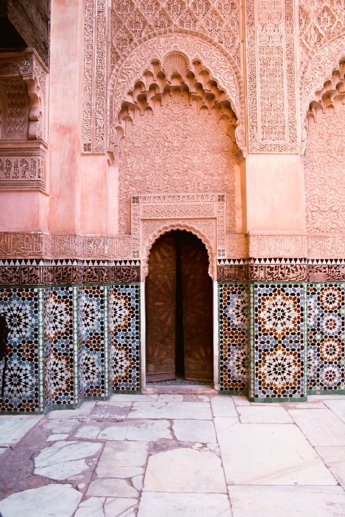 eatlivetraveldr's tweet photo. Doors of #Marrakech - I loved visiting #Morocco and finding all the doors in the Medina - they were all so different and beautiful! #travel #ttot  --> https://t.co/YqwrcOPues https://t.co/IKVjA7hbQu