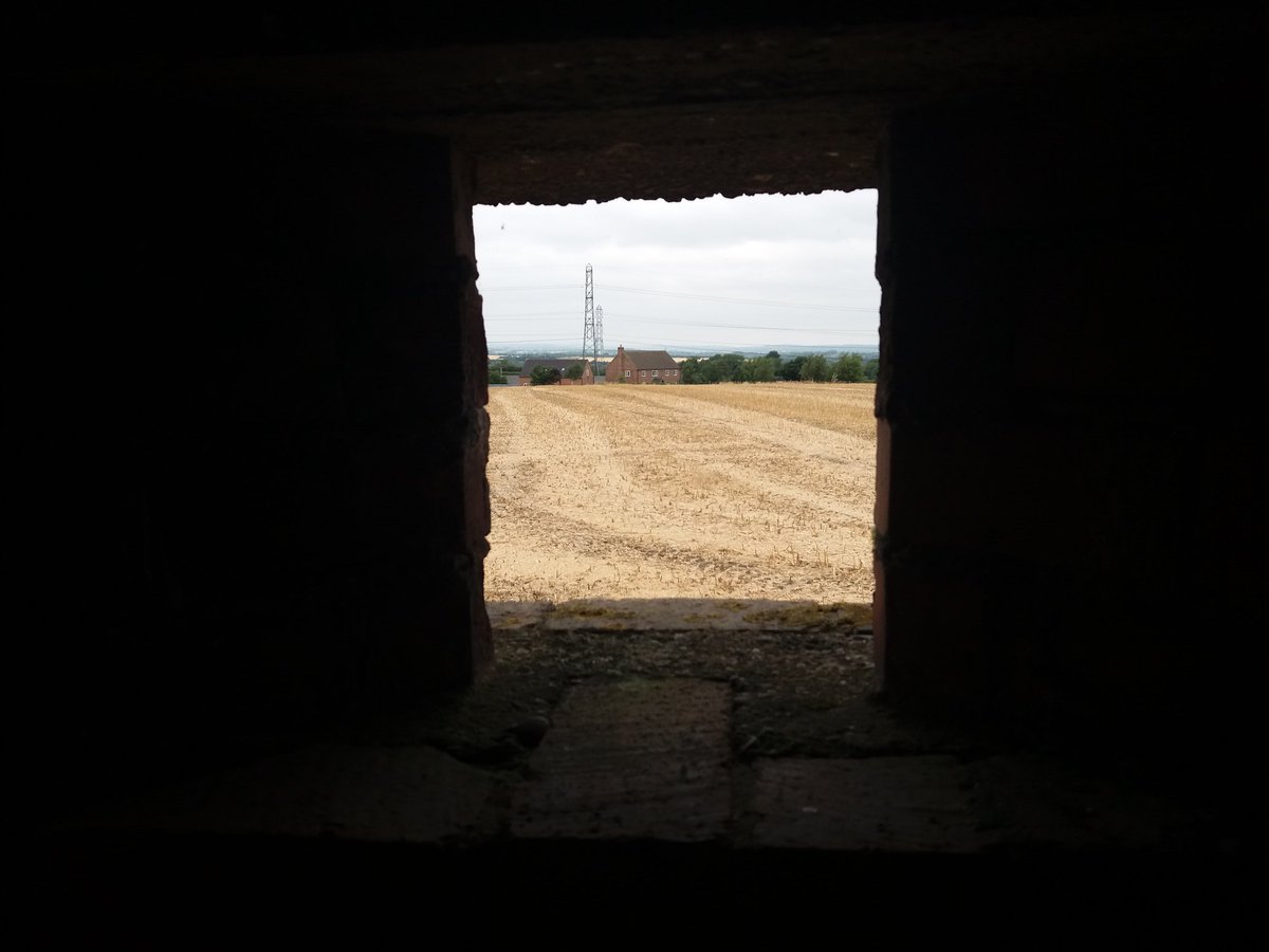 Baddileyram's tweet photo. Inside shots of #ticknall #ww2pillbox #pillboxes #pillbox #ww2pillboxes #Derbyshire @PillboxSG #WW2 https://t.co/5kPHRLBuc8