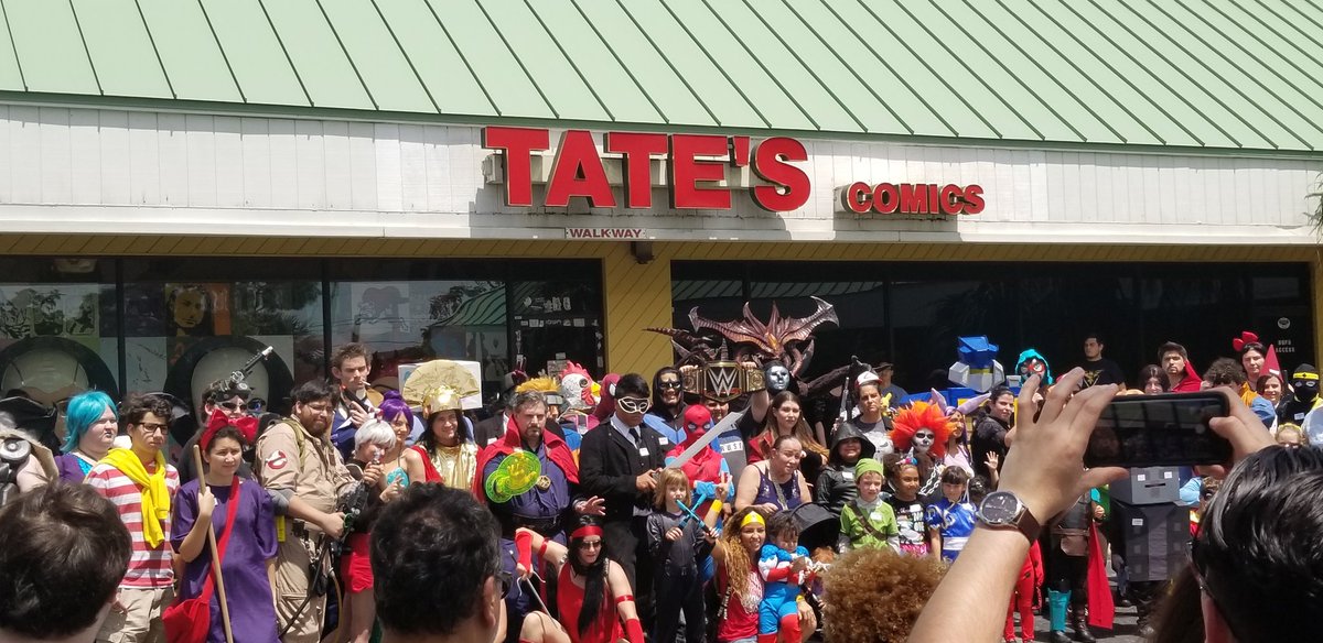 Nile_Fortner's tweet photo. ๐ฅ๐ฅTATE'S COMICS NOT AT COMIC-CON 2018๐ฅ๐ฅ
Another great year & another great #NotatComicCon event filled with fans, #cosplay, trivia, #comics, #popculture,& more!
Tags๐
#TatesComics #ComicBooks #Marvel #DCComics #TatesNotatComicCon #ComicBookStore #WeekendMood #ComicCon ๐โค https://t.co/APFWsy34tV