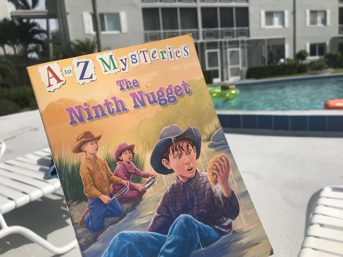 leahod's tweet photo. I’m more than halfway through the series! #atozmysteries #ronroy #N #d100pride #familychallenge https://t.co/oNkwJa5tp6