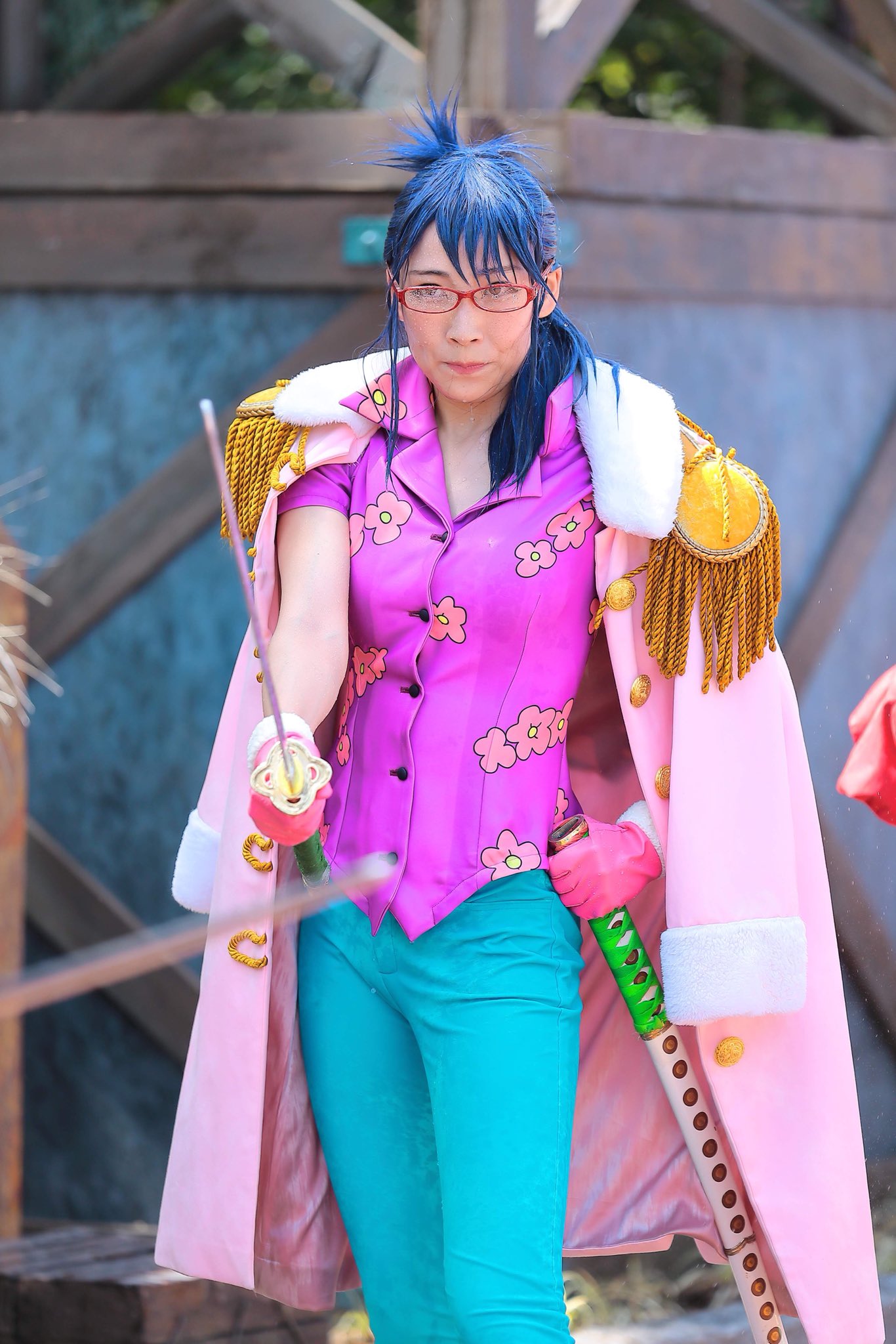 Twitter पर M Minami 7 22 ワンピースウォーターバトル 海軍編 たしぎ大佐 5年前もそうだったけど彼女が登場したら聞こえるかわいいって歓声はたしぎに対するものなのか アルトちゃん あるとちゃん ユニバ ユニバファン Usj ユニバーサル