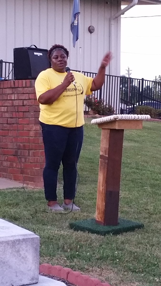Caringforvets's tweet photo. Executive Director Ms. Denise Leak addresses the crowd at last year's Homeless For A Night event in Conyers GA.  Make plans now to join us on September 28th. For more info, please visit https://t.co/WZ14wHpkvJ. https://t.co/pSasfBO6UP