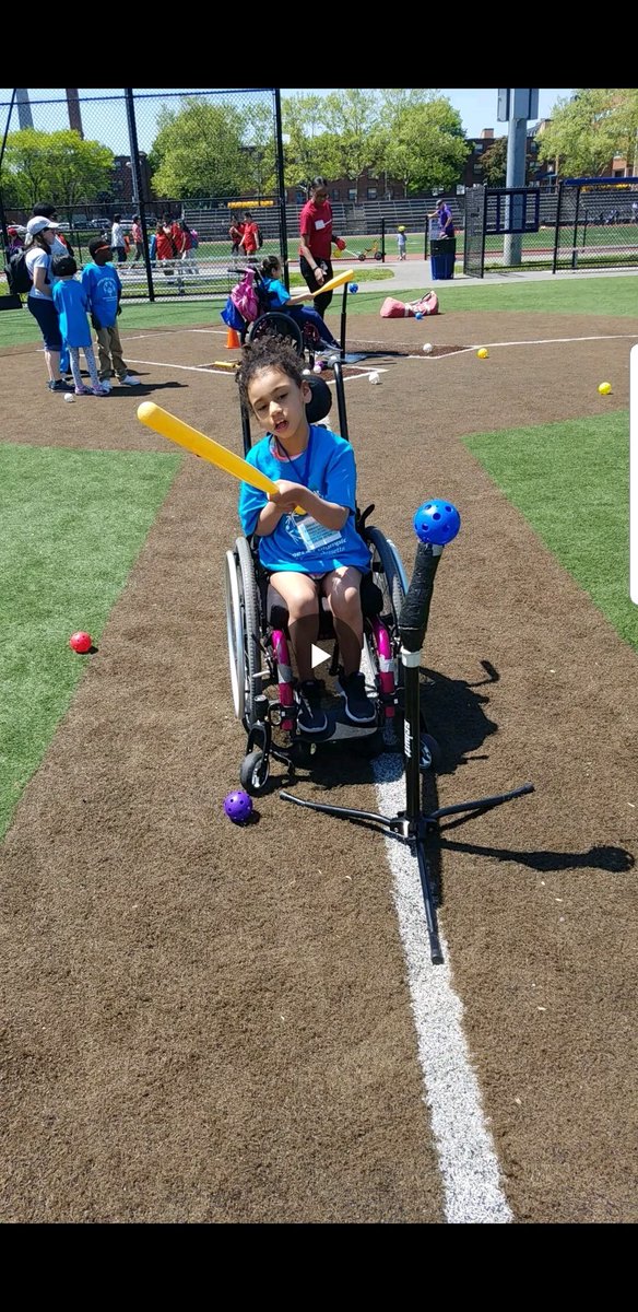 NicoleOliverio's tweet photo. Someone stole 6yo Mayliah’s wheelchair from outside her Brighton apartment. She can’t walk or go to school without it. It’s customized with a pink frame. Her parents are pleading for its return! #7news https://t.co/NGpsCZN3VV