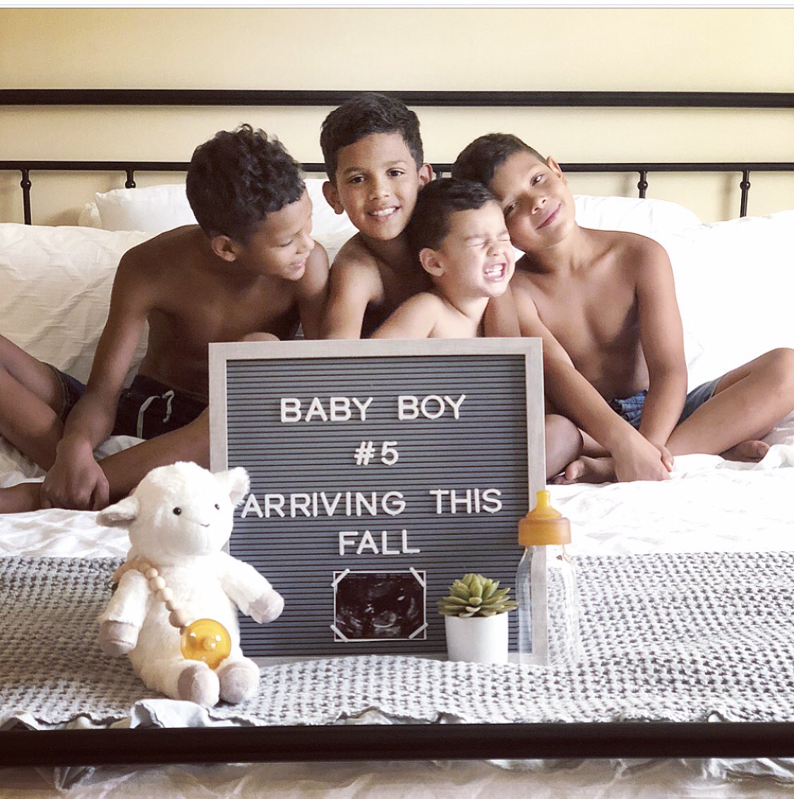 We’ve been keeping quite the secret these past 5 months....Devin Clifford Thomas we cannot wait to hold you ❤️ #TheThomasFrat