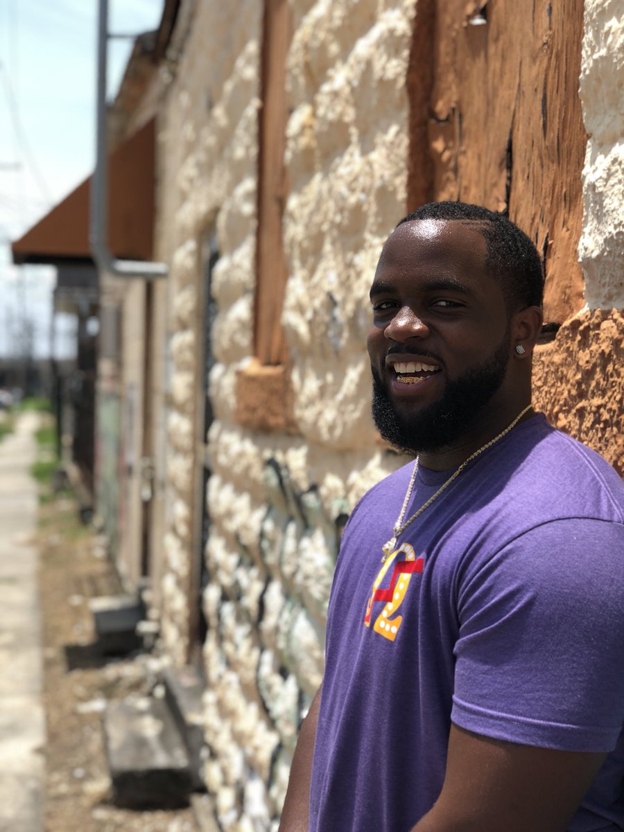 Qranium's tweet photo. I definitely have a lot to smile for lol #QueOrleans #AlmightyADL #AlwaysStriving https://t.co/Z9aercT6C8