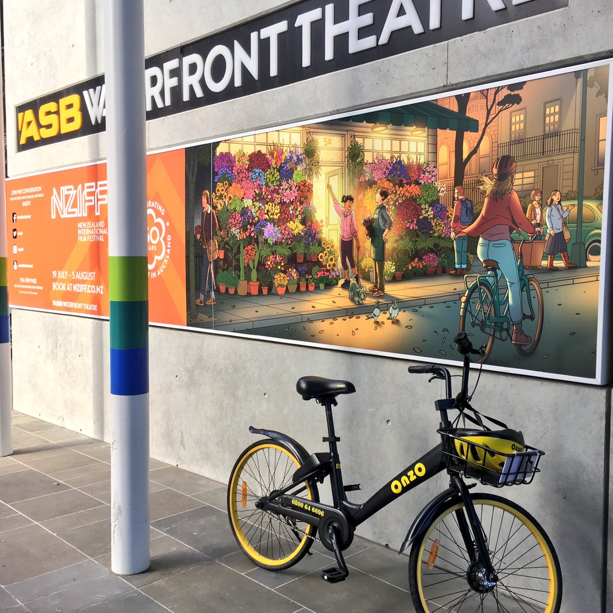 BikeAKL's tweet photo. Bike to the @nzff (like it says on the poster)💐 🎥 🚲 @onzo_nz #onzowatch https://t.co/DIEnGs5CPx