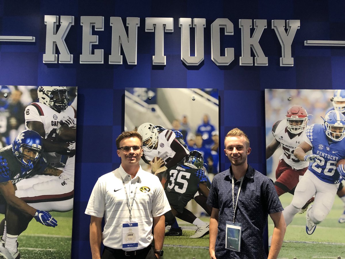 PhiDeltMizzou's tweet photo. Jake Addington and AJ Fisher representing both MO Alpha and Mizzou in Kentucky this weekend at the SEC Student Government Exchange! https://t.co/S6TyWwr9DV