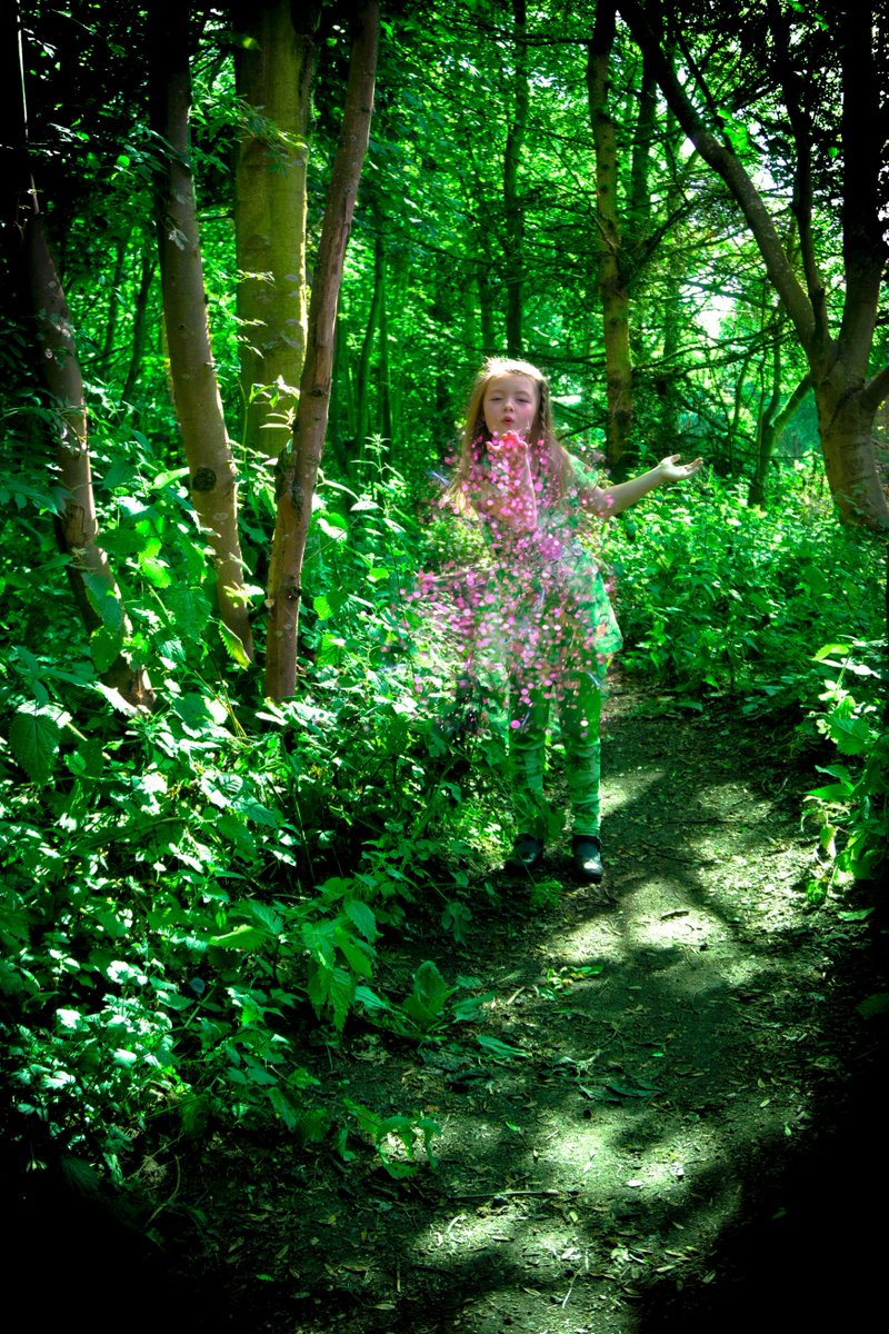 rossthebassist's tweet photo. @DCComics #dcsuperherogirls #cosplay #PoisonIvy @Woodhorn #invasionix https://t.co/FQh6RjhkVl