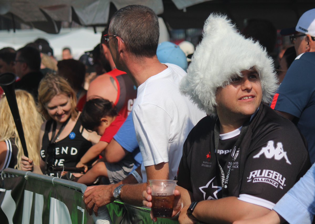 TFCLeafnation's tweet photo. Pics from yesterdays #beergarden @TOwolfpack #RunWithThePack @RochdaleHornets #BackTheTeamIn2018 #teamhornets πΊπ @TLCRF80mins #RugbyLeagueAdventures. https://t.co/pPj4eizdvV