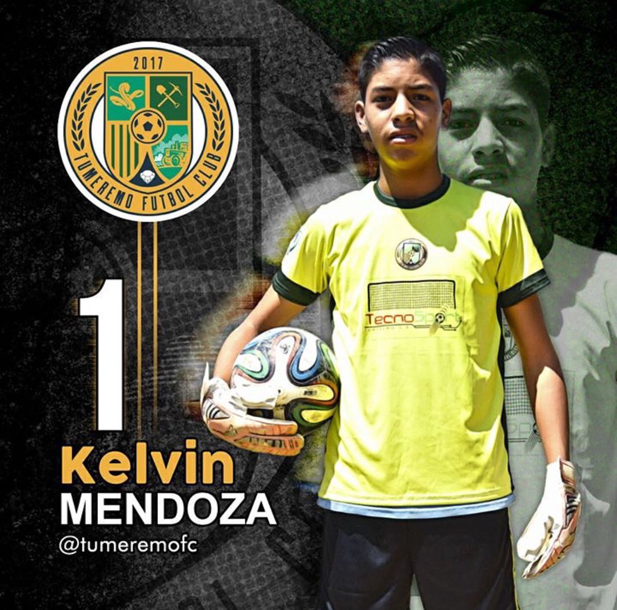 KelvinMendozaOf's tweet photo. Si uno avanza confiadamente en la dirección de sus sueños y deseos para llevar la vida que ha imaginado, se encontrará con un éxito inesperado🙏🏽
•
•
Recordando Cuando me tome esta fotografía para @tumeremofc no tenía ni idea de todas las cosas buenas que estaban por venir🔰 https://t.co/IhlwFtmddL