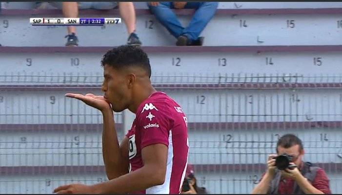 Comparte este Johan Venegas de la suerte para que nunca te falten los besos