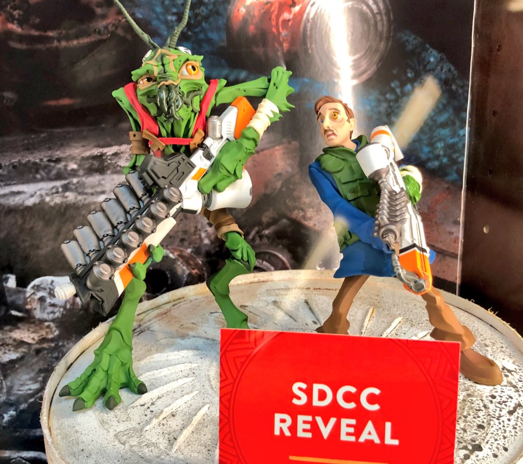 WETAブース、1枚目の第9地区フィギュアにも一目惚れしました…まだ