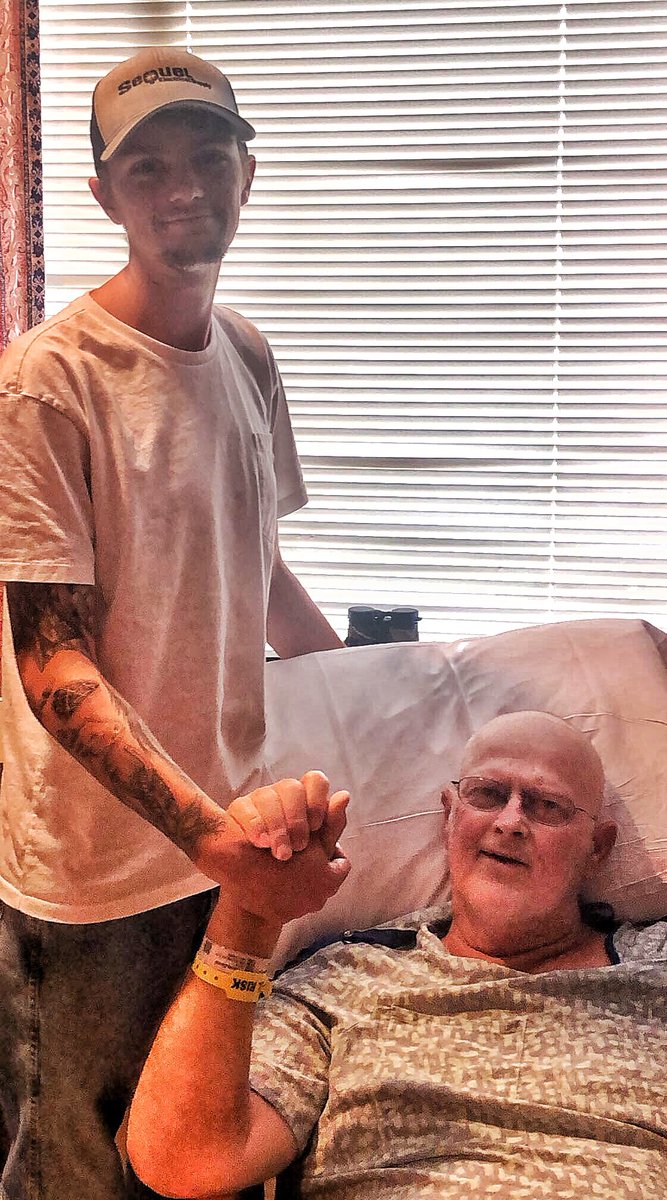 peytonpenson's tweet photo. Ready to have my ranch hand back, love ya papaw #H8Cancer https://t.co/x7gz3lDBlL