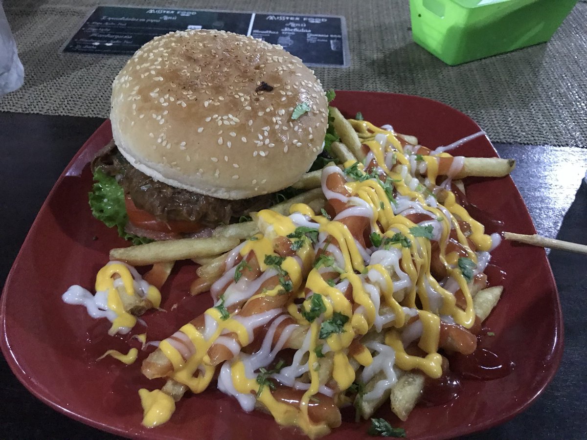 Jesmorva's tweet image. Como cuando te mandan una foto de un sitio nuevo y te animas a ir con un compa a ver que tal :D #MissterFood #Guapiles