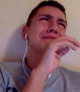 meetmemedicine's tweet image. Me even tho Ik the boys are playing with our feeling laughing their asses off rn btw hi boys anyway if you think I'm bouta pull an all nighter just for a damn tweet.... You are mf right #8yearsOneDirection @NiallOfficial @harrystyles @LiamPayne @Louis_Tomlinson @onedirection