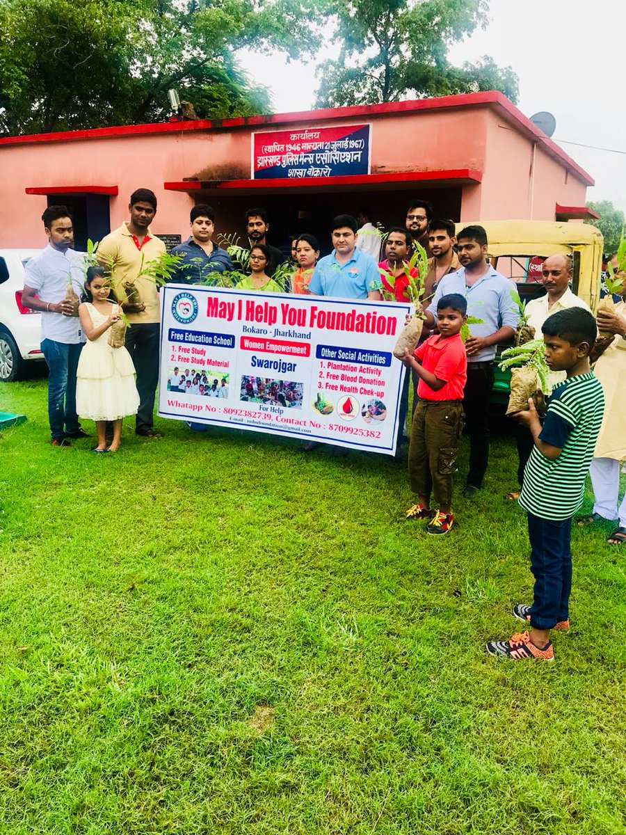 thesmartbokaro's tweet photo. SmartBokaro https://t.co/iPp9wtwP32
वातावरण की सुरक्षा हेतु वृक्षारोपण का कार्यक्रम सेक्टर 12 स्थित पुलिस लाइन परिसर में #plantationdrive #MayIHelpYouFoundation #sector12 #Bokaro @MayIHelpBokaro https://t.co/z894km2SU0