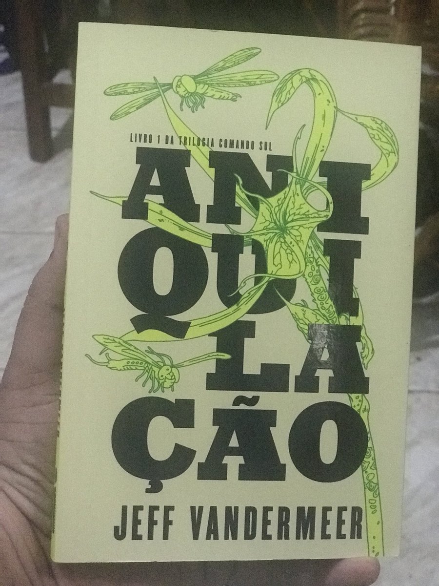_RuanPablo's tweet photo. Presente 😍 #Aniquilação #Annihilation #jeffvandermeer #ComandoSul #SouthernReach #Leitura #Livros #Book #Literatura #Intrinseca https://t.co/yqvZsc2553