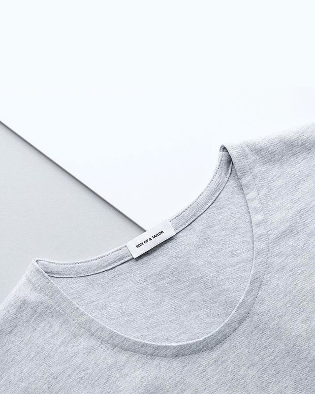 softer_volumes's tweet image. Short Sleeve T-Shirt by @sonofatailor. #customtshirt #basictee
📷 @sonofatailor ift.tt/2JHY61L