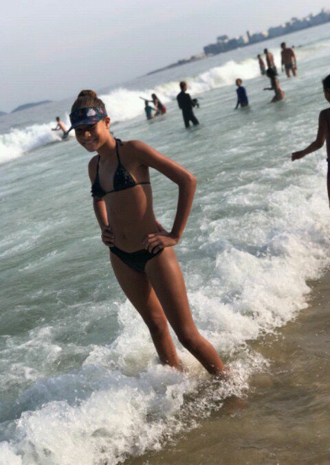 Mariaahdapr's tweet photo. Não dá em Nada sigo Intacta❤🌞#Sobreoleme😊 https://t.co/lZxp3WVlyN