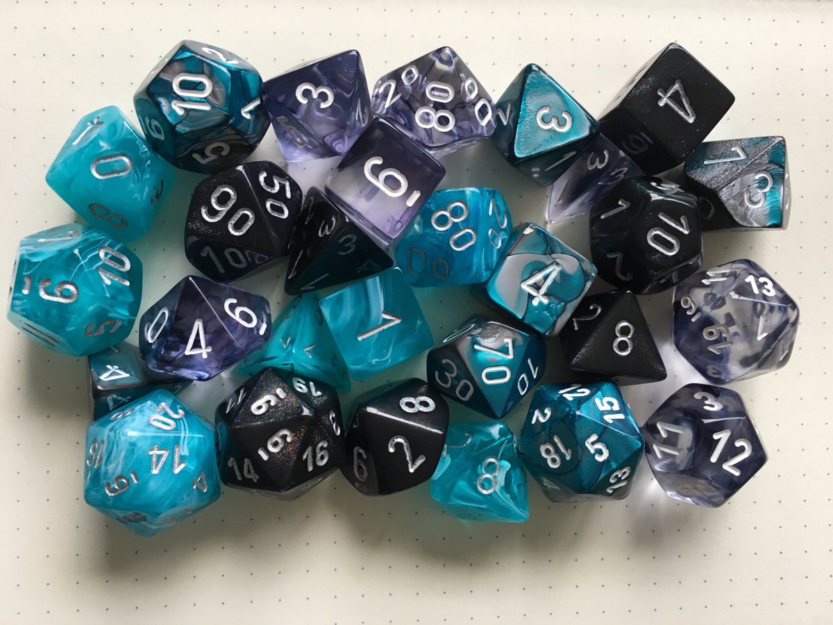 CharcharGr's tweet photo. The Forge, Water Witch, and ... *sniffle sniffle* Mollymock #CritcalRole @executivegoth @CriticalRole https://t.co/Gb0RZVvYD9