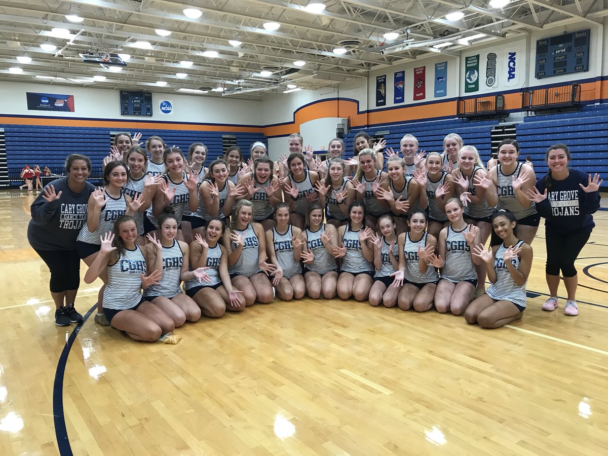 CGHS_danceteam's tweet photo. Space Them aka #teamturntup! Having a blast at camp and working hard! @udadevon ππ―ββοΈ https://t.co/GFRuiS9vnf