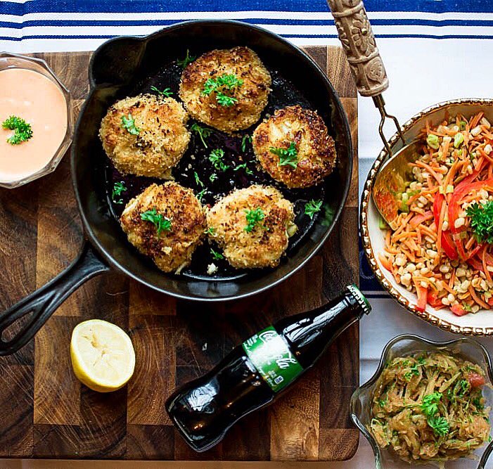 lacegraceblog's tweet photo. How delicious does this Charred Corn Crab Cakes w/ Watermelon Rind Slaw paired with a Coke Life look? Try it at The Table is Set Tour served with a Coke on July 29 @ American Brewery. #sponsored #soulfoodsessions @soulfoodsessionsclt @cocacolaconsolidated https://t.co/A90JC3Ktau https://t.co/bRxM5suTgT