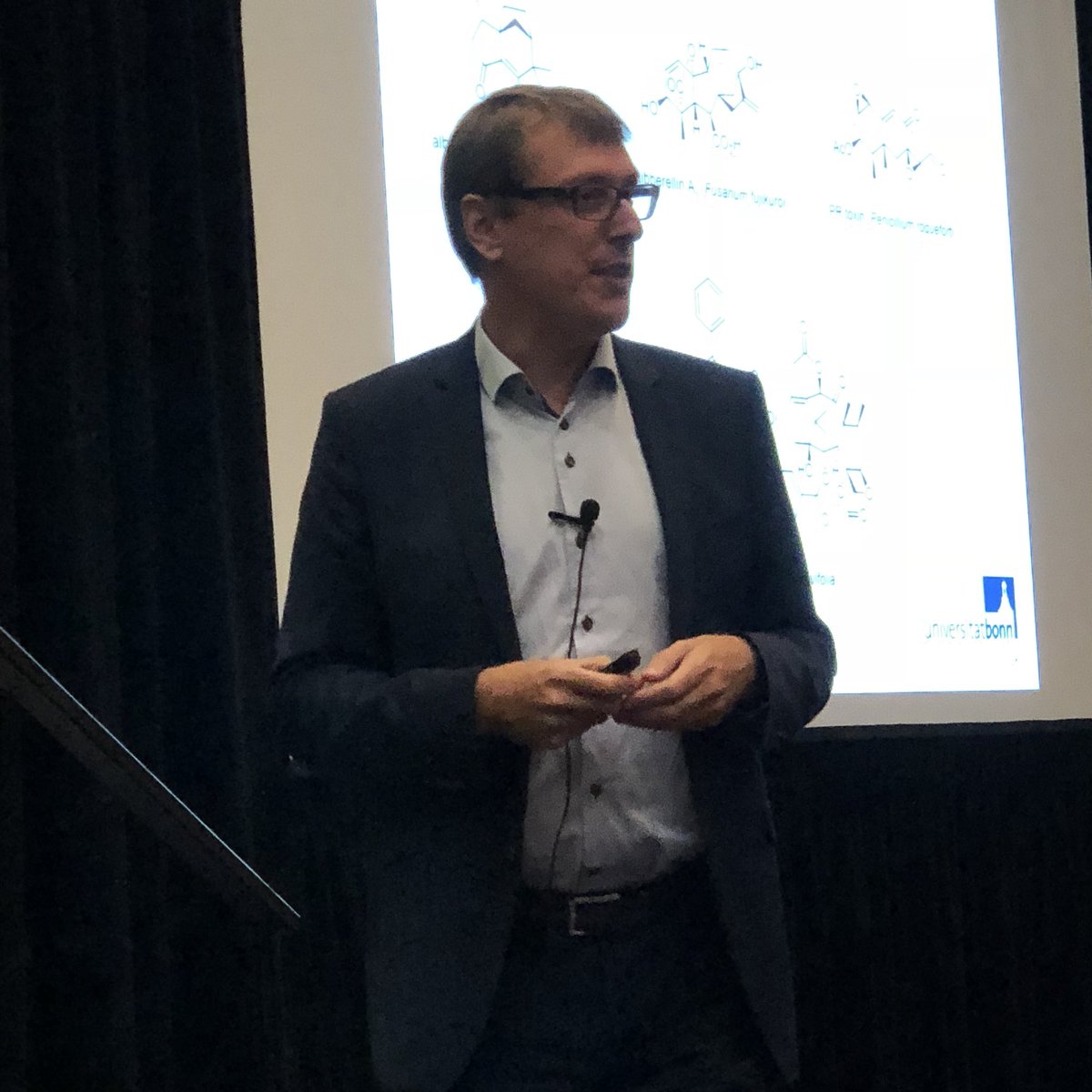 GTsodikova's tweet image. Wow... wow...wow... and wow! 👍
Our speakers at tonight’s plenary symposium at #ASP2018 were terrific!
What a great evening!
Profs Peter Wipf, Shahriar Mobashery, Paul Hergenrother, &amp;amp; Jeroen Dickschat gave truly inspiring talks filled with revolutionary #science!
@pharmacognosy