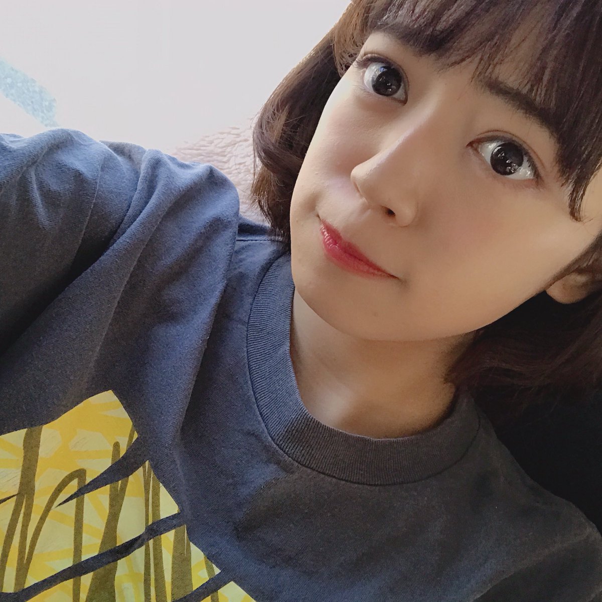 シュンディーニ おはようございます 顔の日焼けが痛いです メガネの形に赤くなってるし 鼻も真っ赤っかww えり茶も 日焼けどう 痛いなら日焼けジェルとかでケアしてね