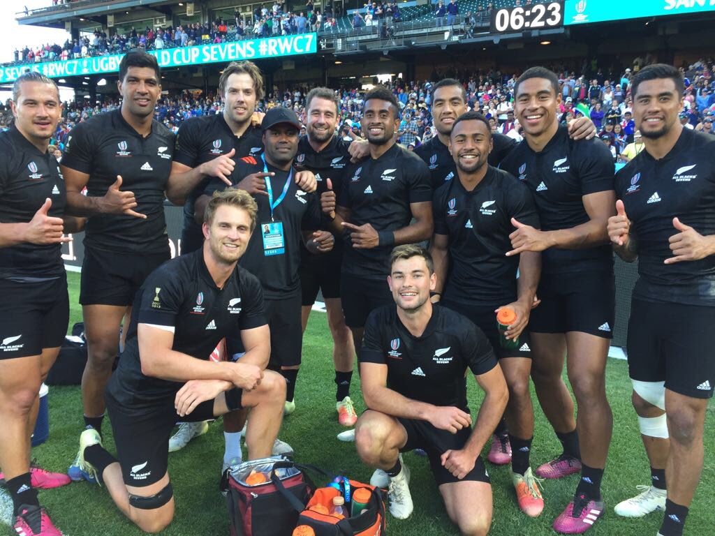 nz_sevens's tweet photo. Back-to-back 🏉 🌍 🏆7️⃣s champs!

#RWC7s https://t.co/pzvVevihlV