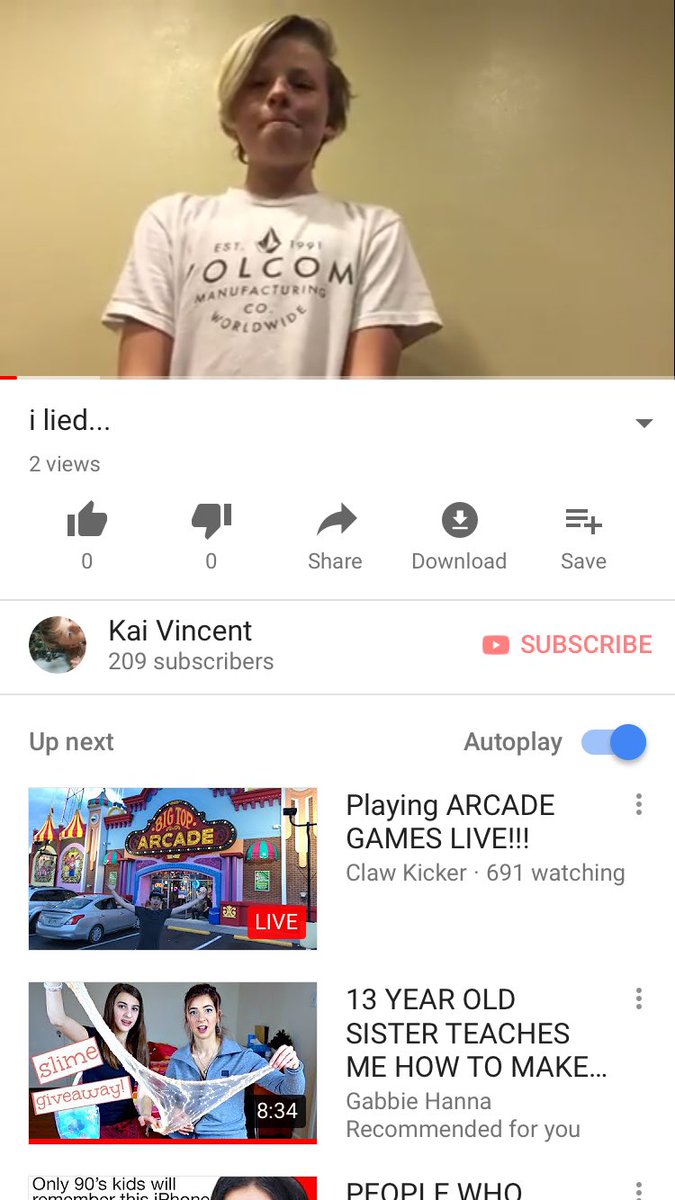 walkingpug2's tweet photo. New youtoube video up https://t.co/riS2RvAoz8 https://t.co/KDCpUwvtnB