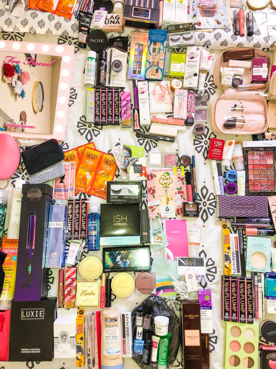 ♡ RT HUGE $1,000+ MAKEUP GIVEAWAY ♡ 3 WINNERS! TOO FACED, NYX COSMETICS, BENEFIT COSMETICS, COLOURPOP + MORE! 💄 RT FOR AN ENTRY! MUST CONFIRM ENTRY HERE: goo.gl/tmCYi2