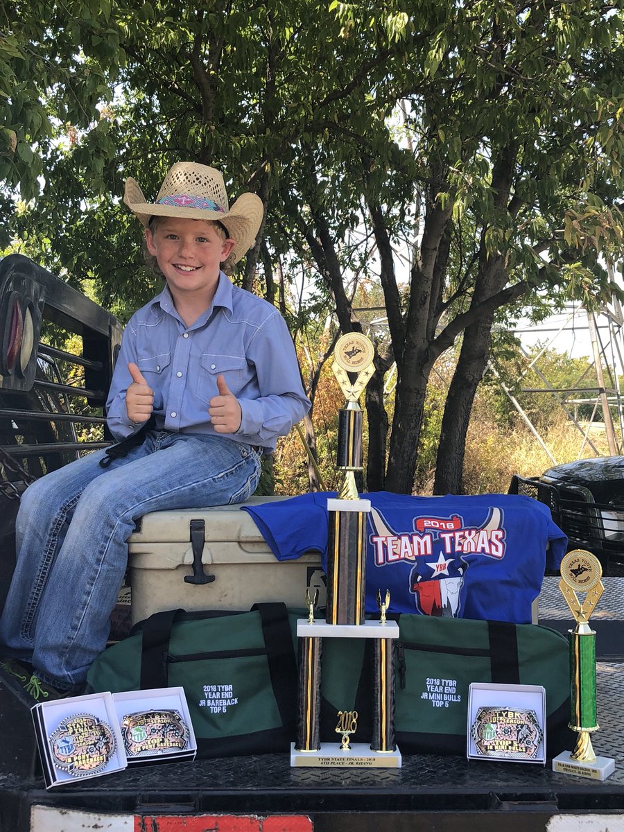 kickapoowarrior's tweet photo. Had a hard finals but still came home with a pile of new hardware. #cowboyswag #TYBR #Puke #Hollywood #cowboyish https://t.co/R1va7P2Ozj