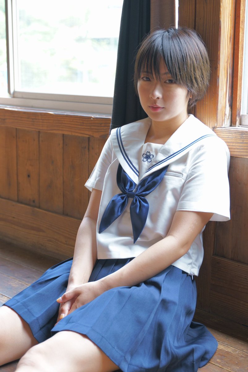 まっつ No Twitter マシュマロ撮影会 Inあしがくぼ笑学校 1時間枠の個撮は初めてでした 何度かお見かけして気になっていた にゃるるさんの制服姿に見いられるようにシャッターを切っていました モデル 新谷るる さん