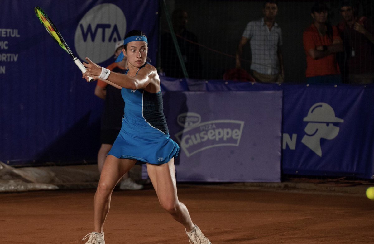 TennisUpdateINA's tweet photo. #BRDBucharestOpen 
#WTABucharest
FINAL

[1] Anastasija Sevastova (LAT) wins the Singles Title after beating [4] Petra Martic (CRO) 76(4) 62

(Pic: WTA &amp; Ago Vision) https://t.co/yVjAJAtcOB