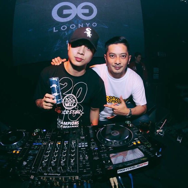 marcmarasigan's tweet photo. It's the start of the week! Make sure you have all the energy that you need to keep you on top of your game. Just ask @RockwellPH2015's world champ choreographer/DJ Loonyo how he relies on BLU! You should, too.💙 

#BluYourMind
#Blu4Life
#RockWell 
#DanceStarWorldChamps https://t.co/s5di7hnDUN