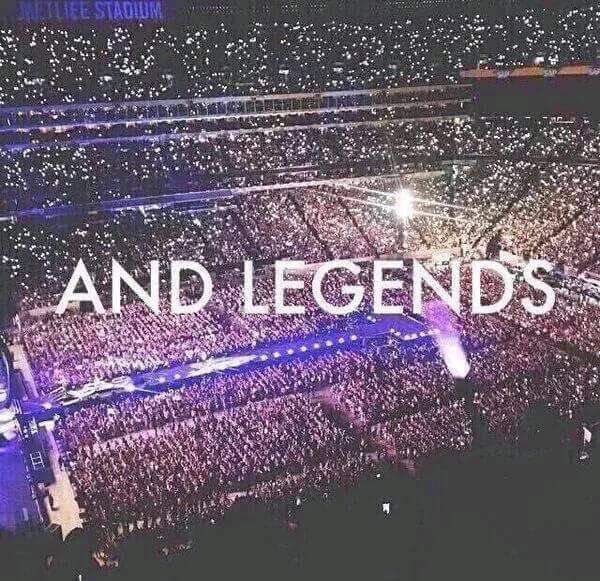 shawnxniallx's tweet photo. Siempre he pertenecido al mejor fandom, a la mejor familia.  #8YearsofOneDirection https://t.co/YQQZt558iv