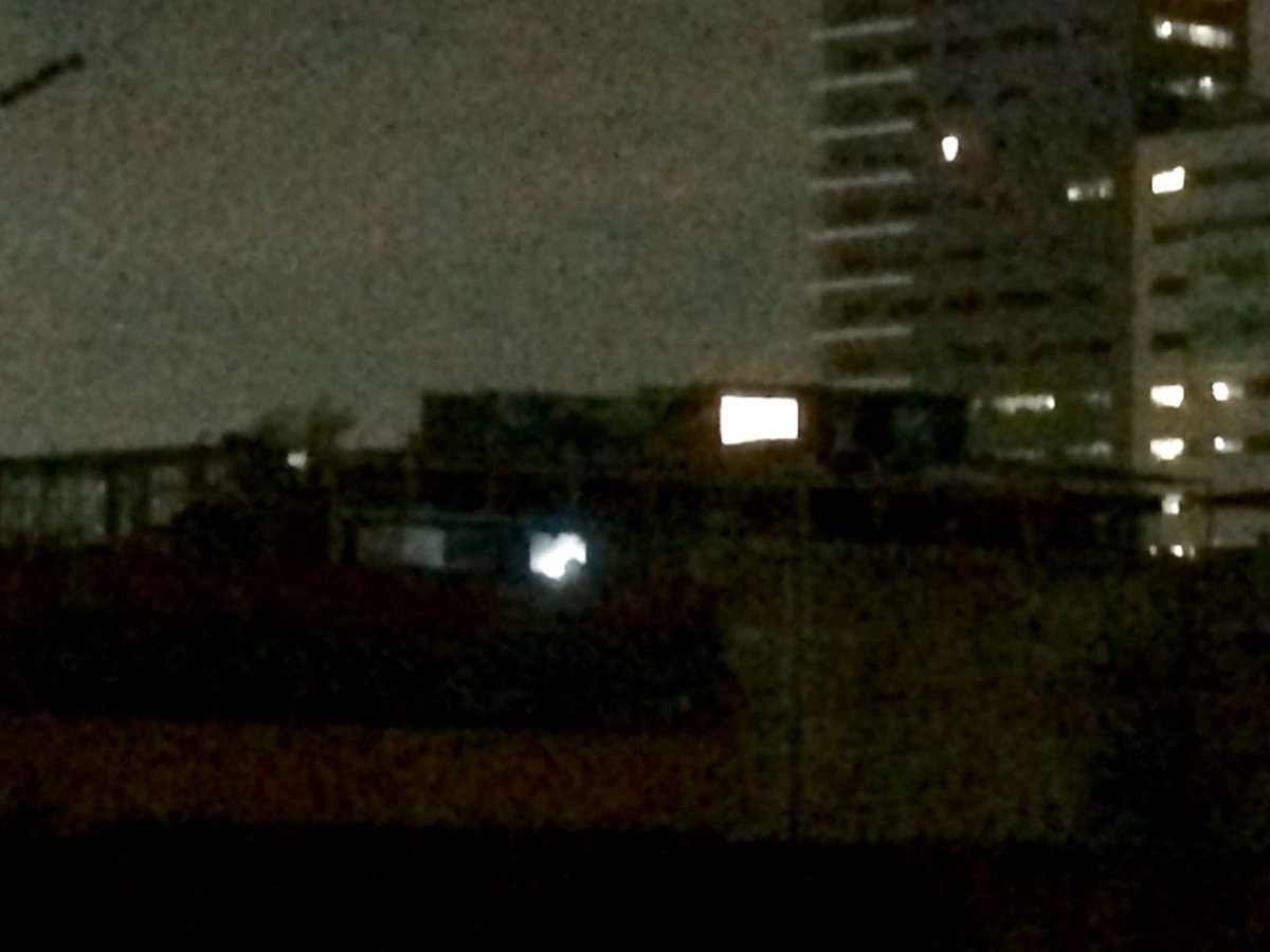 garnachapower's tweet photo. @ToledoRooftop #CDMX #toledorooftop. Estás en suspensión y q hacen tus luces prendidas. #ElDomingoDeLuisMi https://t.co/iWSZuWdvyY