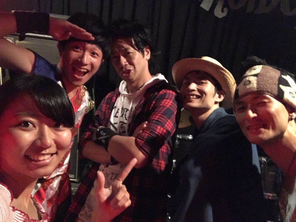 bayafilm's tweet image. 先日 #SheartyVirus vol.3
にグッズ販売で参加致しました！

相方と共に『ENMON』という名で木や革を使ったハンドメイド作品を作っています。まだ人にお呼ばれしり依頼された際しか販売してません💦
グッズ制作したいという方がいましたらお気軽にご相談ください！

@SHEART_KDP 
#ハンドメイド #ENMON