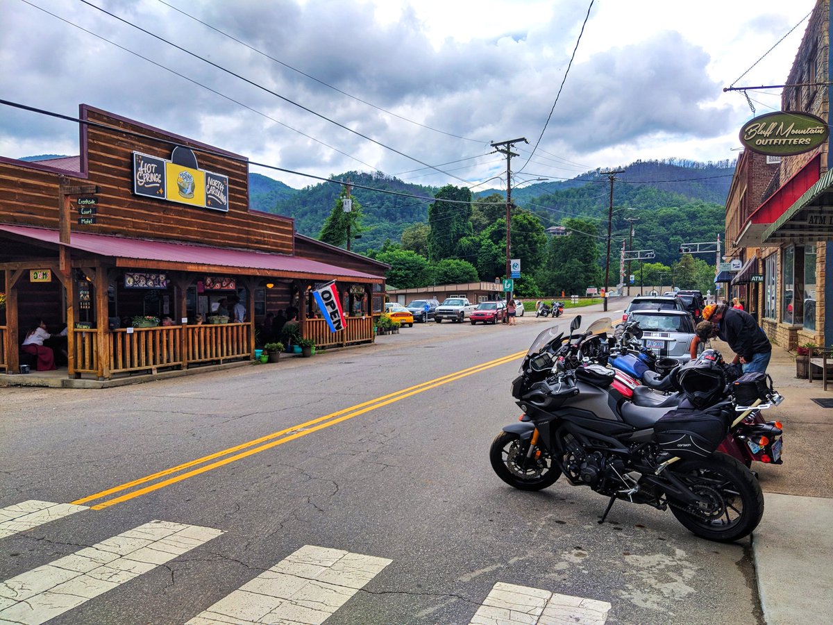 #irodetoday from Cherokee, NC to Hot Springs, NC via route 209 for brunch. Beautiful route nicknamed The Rattler. Fun twisty climbs and descents and very little traffic.